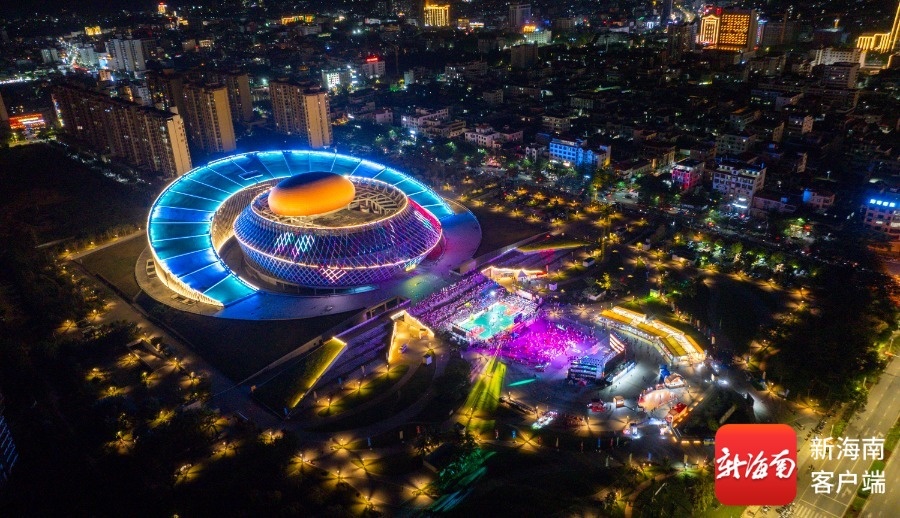 CBA盘口与数据深度__今日CBA盘口分析·大小分策略·球队档案组图丨迎“篮”而上！海南东方“村”揭幕战开赛