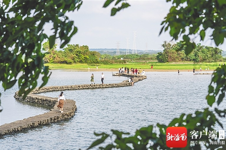 桥通南北 文通古今